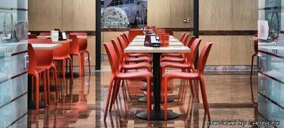 Le Petit Hotel 