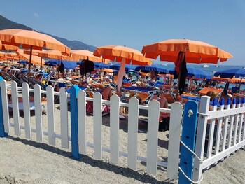 Prestige Superior Splitted Flat Beach