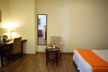 Vits Mango Blossom Living Area