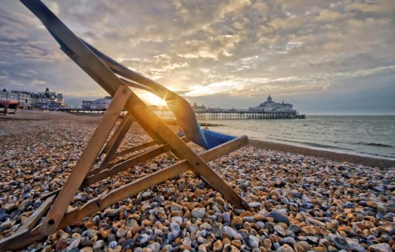 The Grand Hotel Eastbourne ( گرند هتل ایستبورن) Beach