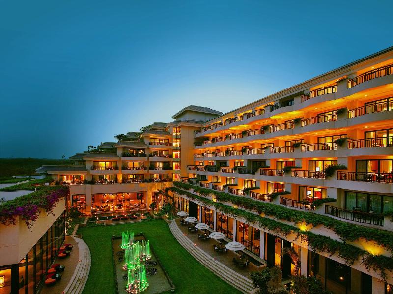 Vivanta By Taj Surajkund General view