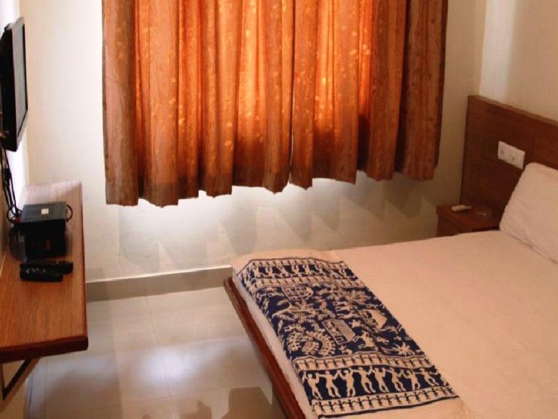 Moksh Holiday Homes 