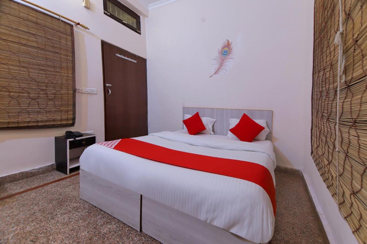 Oyo 8988 Radha Krishna Guest House 
