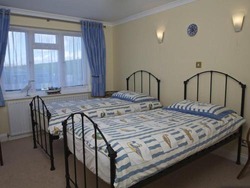 7 Thurlestone Rock Kingsbridge 