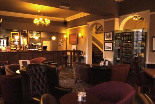 Manor Hotel 
