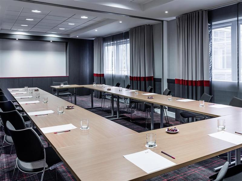 Mercure Paris La Défense Grande Arche Conferences