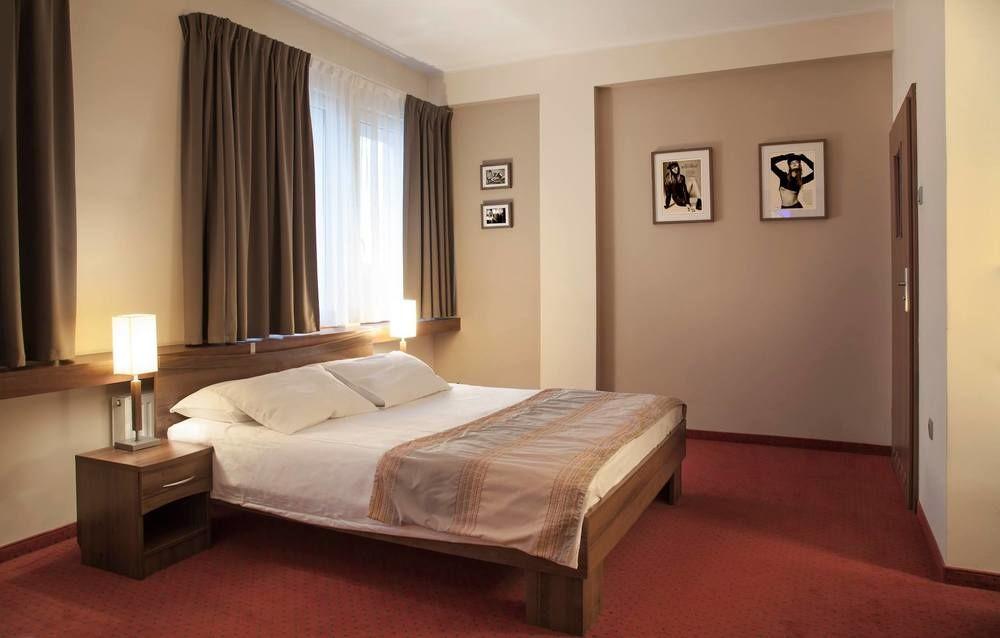 M Hotel 