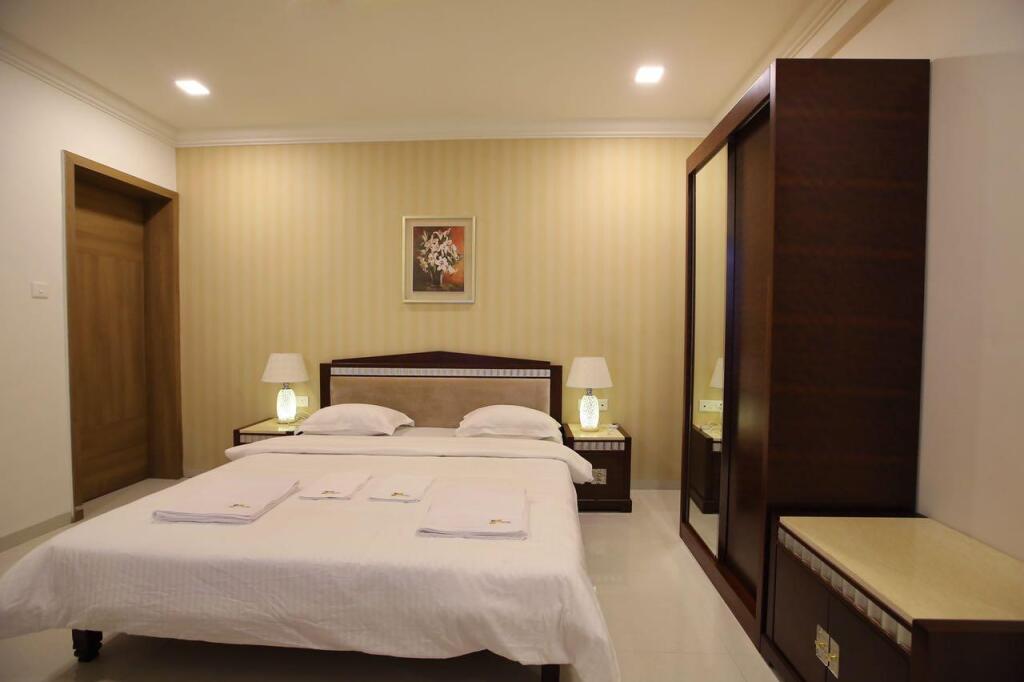 Hotel Triveni Trimbakeshwar Nashik India 