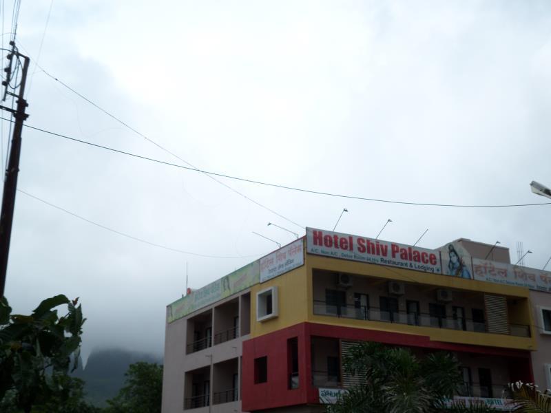 Hotel Shiv Palace Lodging 