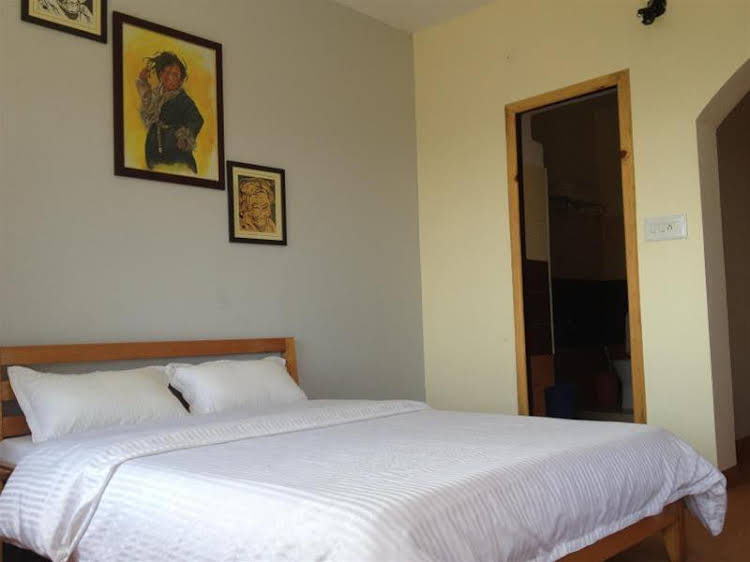 Kasar Rainbow Yoga Retreat 