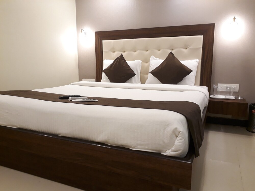 Garden Creek Residency Guestroom View