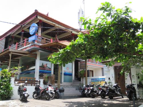 Waroeng Surya Home Stay 