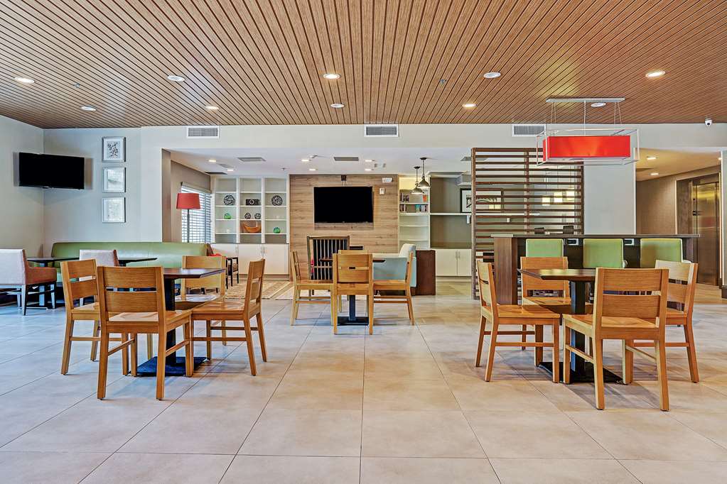 Best Western Plus Westheimer Westchase Inn & Suites Lobby