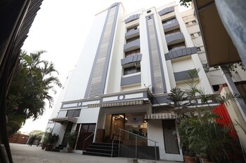 Ontime Residency Apartment And Hotel Hotel Front