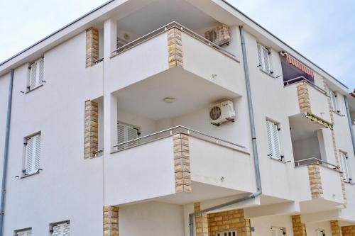 Central Apartment 