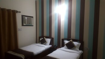 Hotel The Orion Gopal Bhawan Guestroom