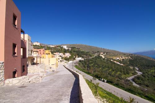 Daphne Morfi Village 