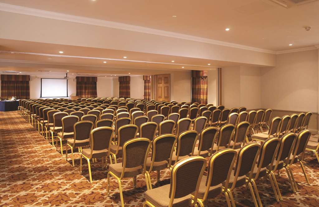 () Frimley Hall meeting room theatre  () Frimley Hall meeting room theatre