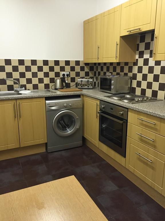 Contractor's House Shotts 