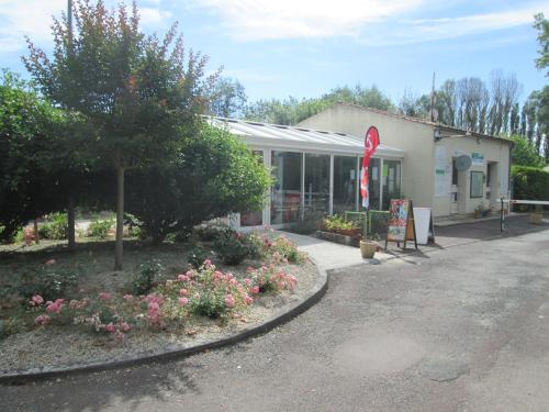 Camping Val De Boutonne 