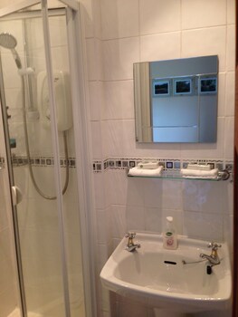 The Old Station House B&b ( اولد استیشن هاوس ب&ب) Bathroom