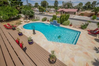 Luxurious 6br 7min To Las Vegas Strip Aerial View