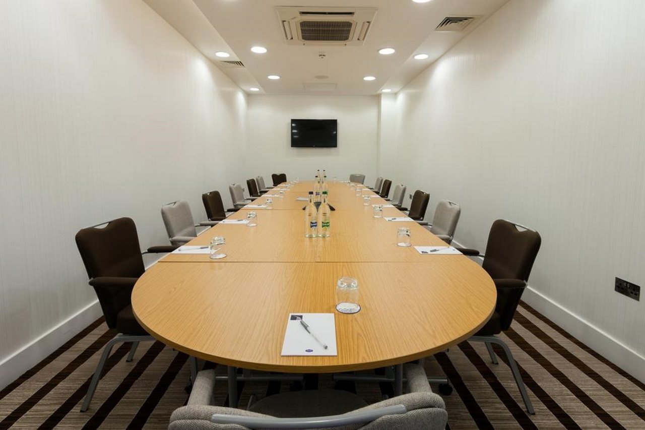 Hampton By Hilton London Gatwick Airport 