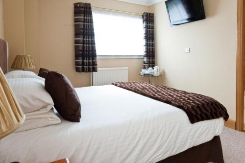 Caledonia Hotel 