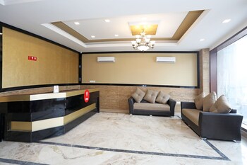 Hotel Redisston @ Noida Lobby