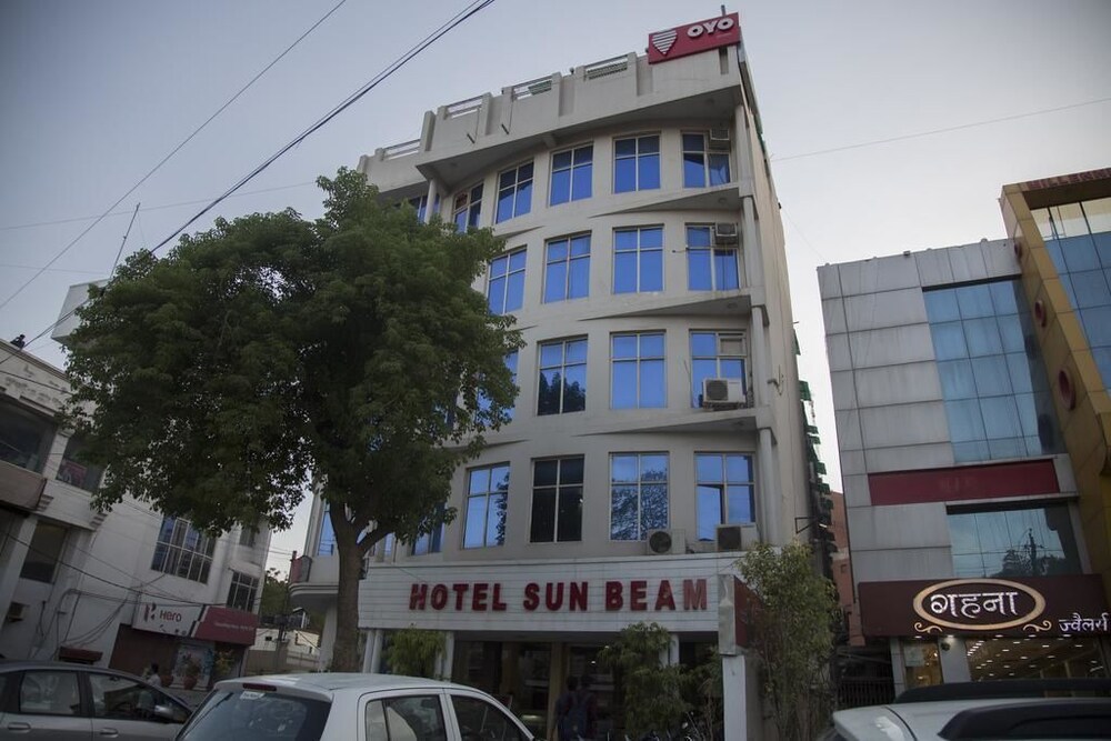 Hotel Sunbeam Hotel Front