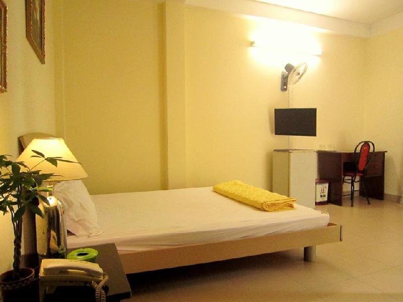 Ngoc Long Hotel 