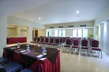 Hotel Grand Park Barishal Meeting Facility