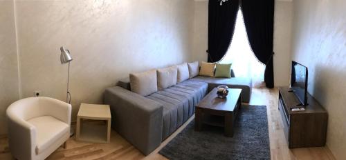 Apartment Downtown 