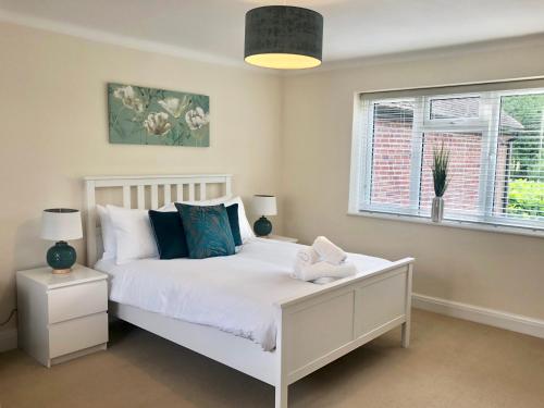 Quarters Living Upper Flat 