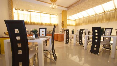 Orange River Hotel Apartments 