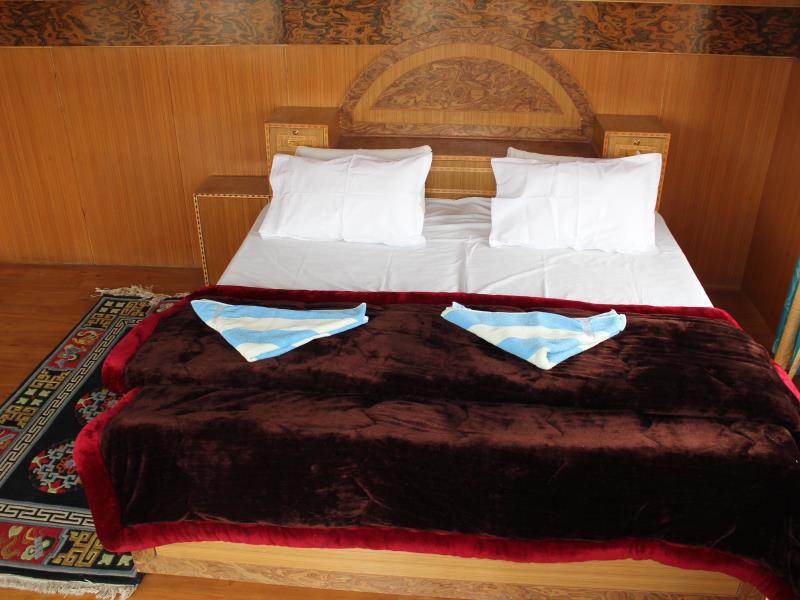 Shorkhan Guest House 