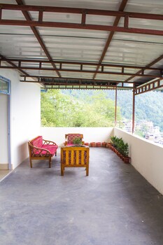 Valley Vista Resort & Spa Lobby Sitting Area