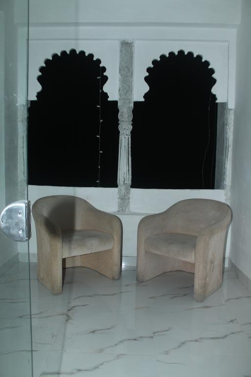 Hotel Rajgarh 
