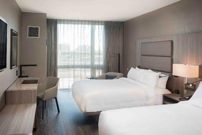 Ac Hotel Boston Downtown Room