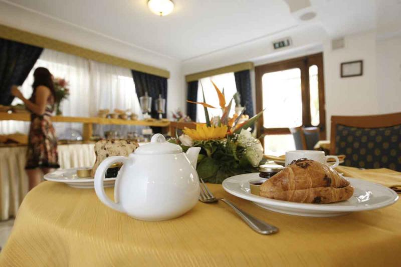Beauty Farm Villa Luisa (بیوتی فارم ویلا لویسا) Restaurant