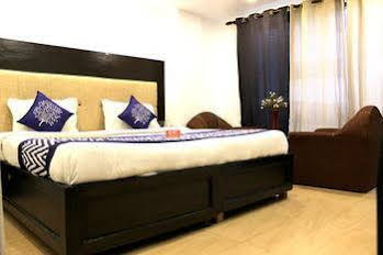 Oyo Rooms Mall Road Mussoorie 