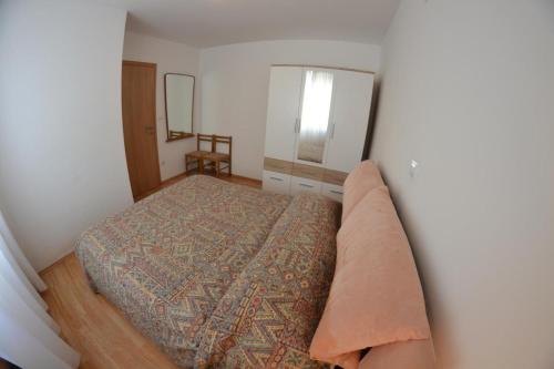 Apartment Lopar 14070a 