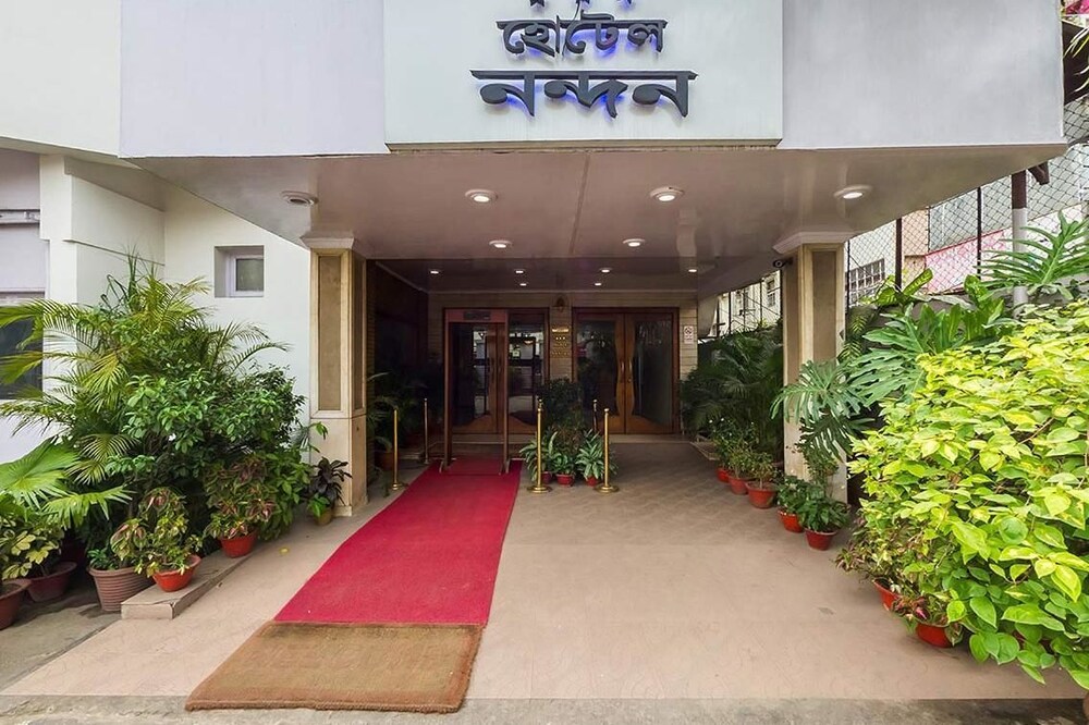 Hotel Nandan Hotel Entrance