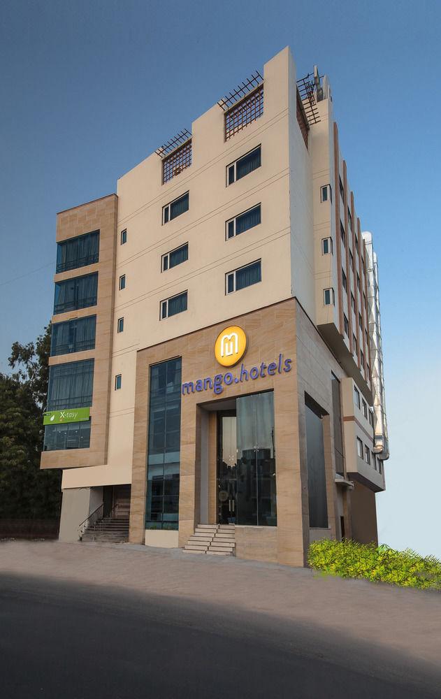 Mango Hotels Bhagwati Park 