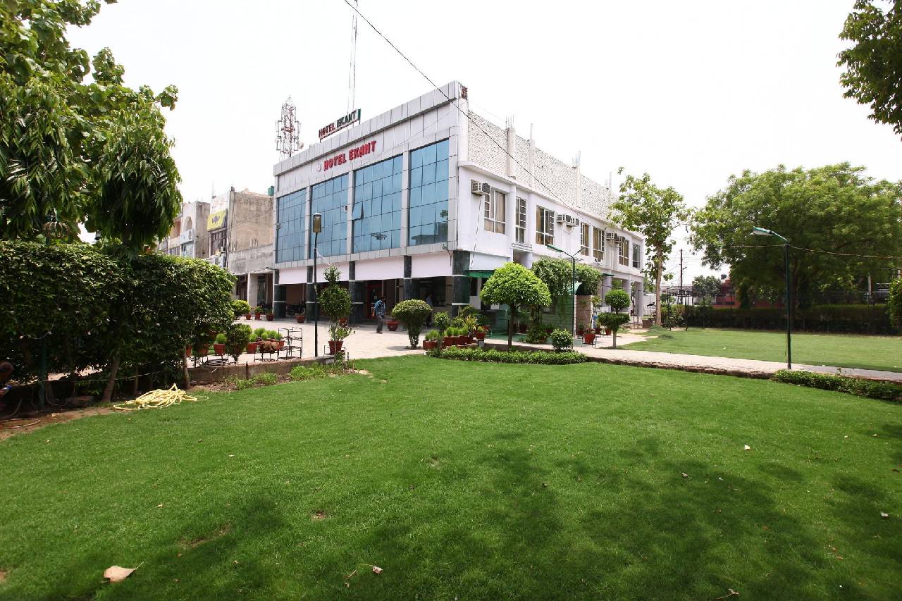 Hotel Ekant 