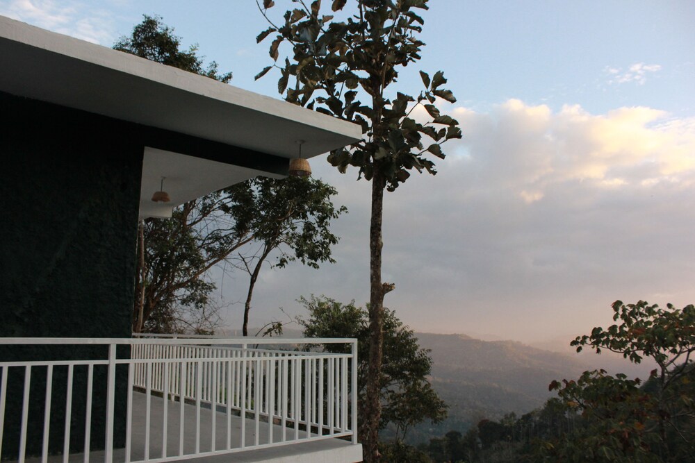 Season7 Nature Resort Guestroom