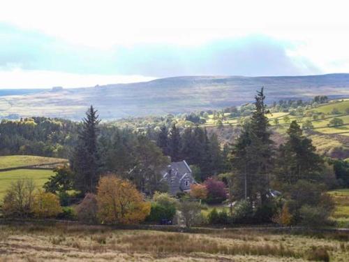 Housekeepers Barnard Castle (هوسكیپرس بارنارد كاستل) 