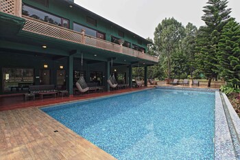 Corbett Riverside Resort 