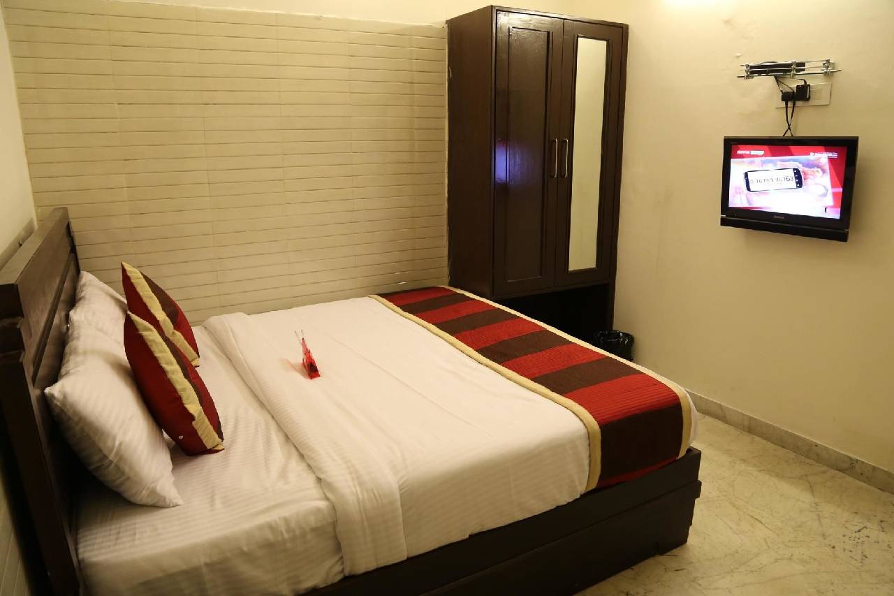 Oyo Rooms Sector 3 Panchkula Majri Chowk 