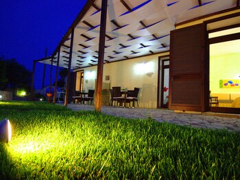 Villa B&b Antiche Macine Del Salento Hotel Front - Evening/Night